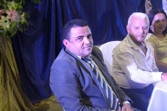 Hélio Assume o Comando de São João Com Forte Apoio no Legislativo - Imagem 10