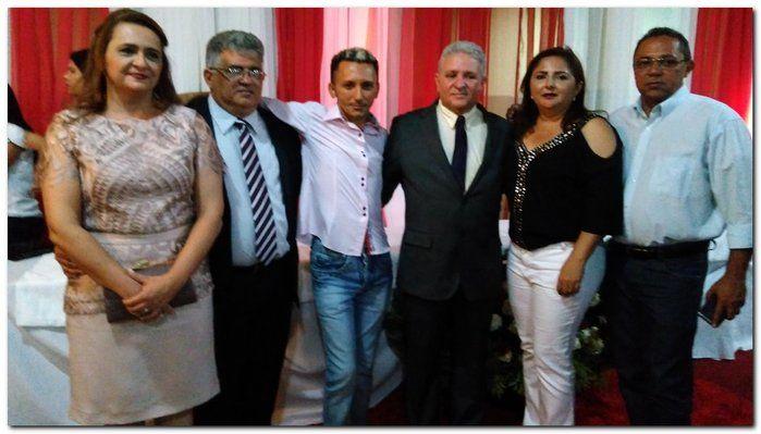   Prefeito Silva Júnior e seu vice Deuzim Aguiar são empossados - Imagem 91