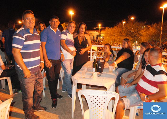 Alvimar Martins e Betinha Brandão são empossados pela câmara  - Imagem 70