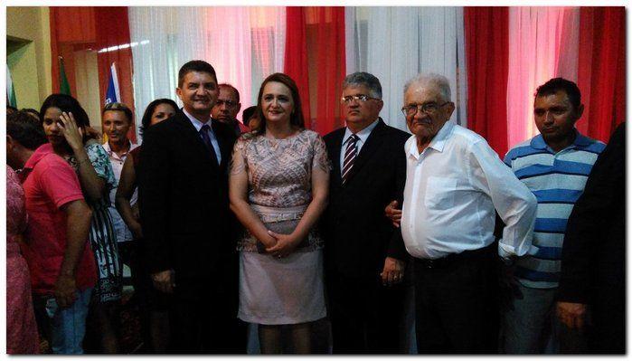   Prefeito Silva Júnior e seu vice Deuzim Aguiar são empossados - Imagem 71