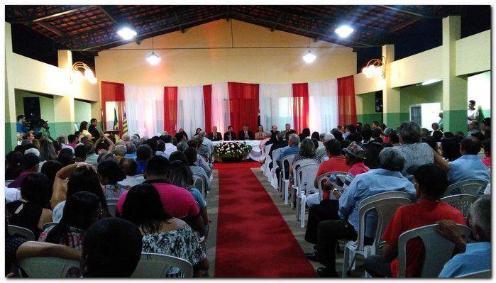   Prefeito Silva Júnior e seu vice Deuzim Aguiar são empossados - Imagem 21