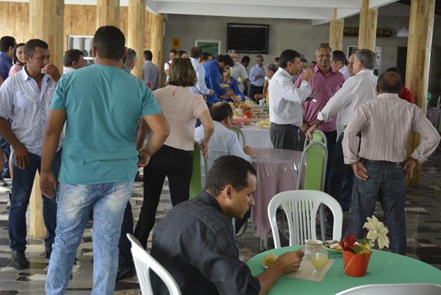 Governador Wellington Dias visita Valença, Pimenteiras e Lagoa do S - Imagem 4