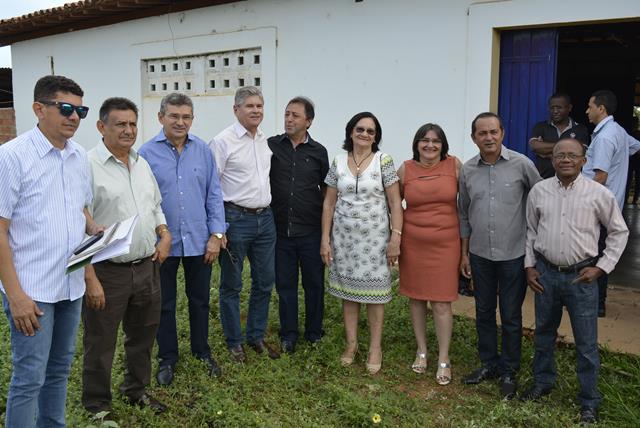 Governador Wellington Dias visita Valença, Pimenteiras e Lagoa do S - Imagem 1