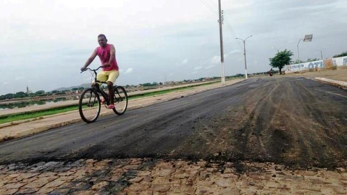 Pavimentação asfáltica na Orla do Açude está em ritmo acelerado - Imagem 1