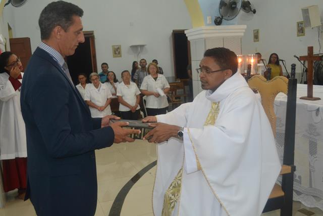 Venicio do Ó e Lucia Lacerda são empossados em Pimenteiras - Imagem 69