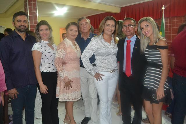 Venicio do Ó e Lucia Lacerda são empossados em Pimenteiras - Imagem 26