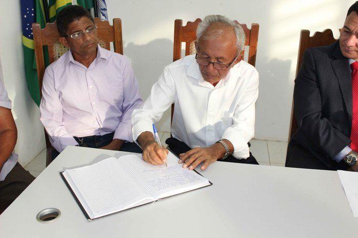 Prefeito, vice e vereadores tomam posse em Francinópolis - Imagem 90