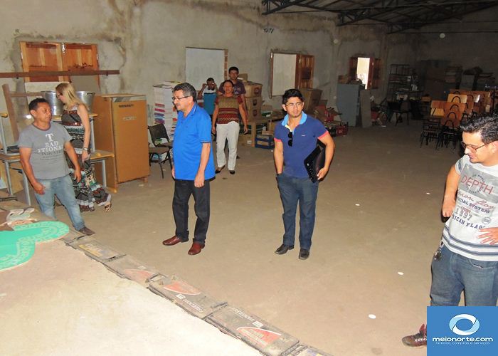 Alvimar Martins visita secretarias e ver sucateamento de cada uma  - Imagem 6