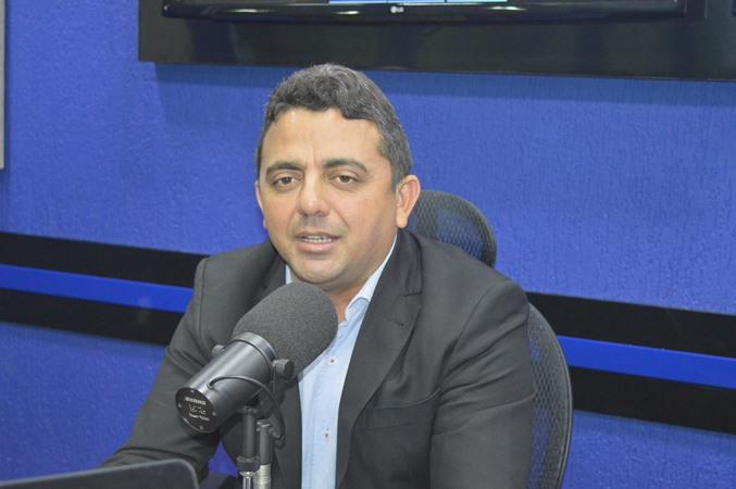 Prefeito em entrevista  (Crédito: Jonas Sousa)