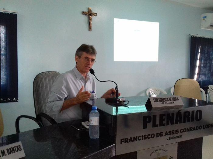 Secretaria Municipal de Saúde realiza reunião em DEL - Imagem 11