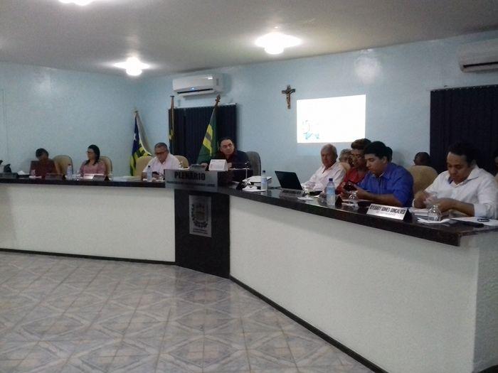 Prefeito Valmir Barbosa abre trabalhos na Câmara Municipal - Imagem 18