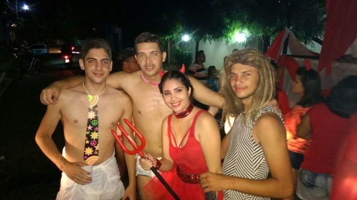 Fantasias, irreverência e criatividade marcam o Corso de DEL - Imagem 29