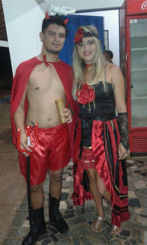 Fantasias, irreverência e criatividade marcam o Corso de DEL - Imagem 15