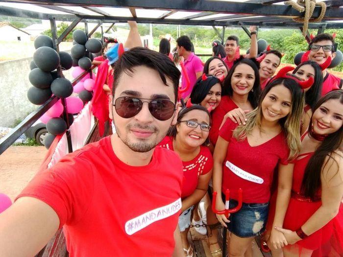 Fantasias, irreverência e criatividade marcam o Corso de DEL - Imagem 24