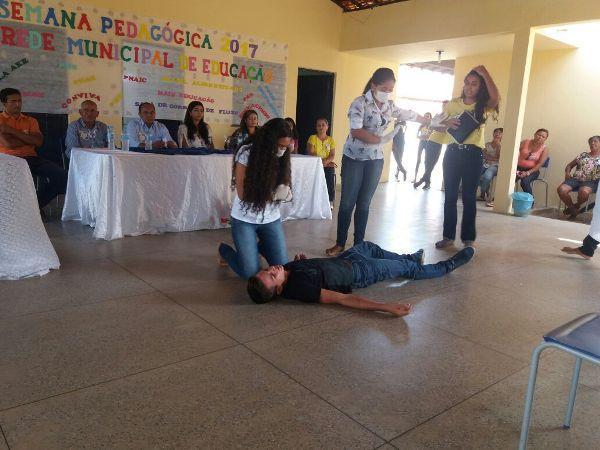 Semana pedagógica é realizada em Santo Inácio - Imagem 14