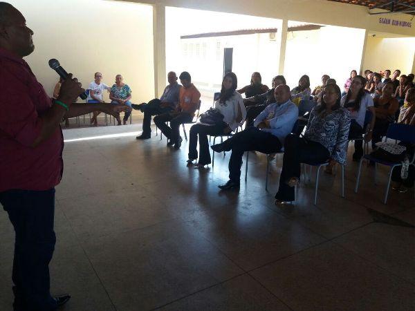 Semana pedagógica é realizada em Santo Inácio - Imagem 19