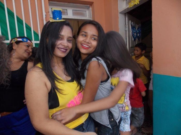 Jovens e crianças participam do tradicional carnaval do SCFV. - Imagem 55