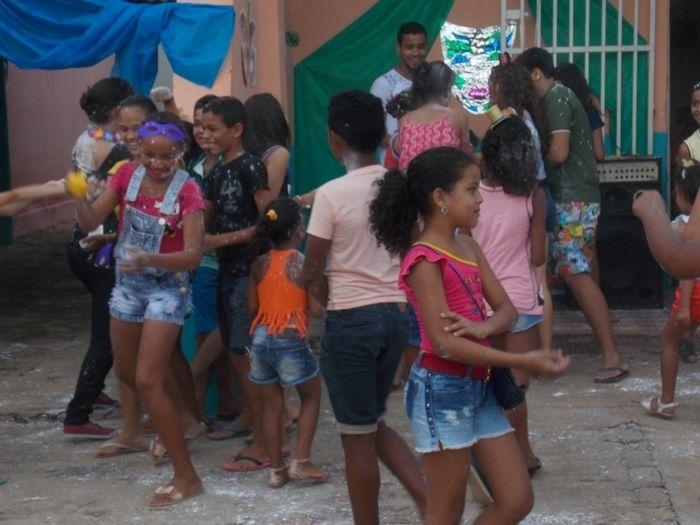 Jovens e crianças participam do tradicional carnaval do SCFV. - Imagem 25