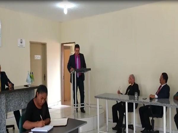 Prefeito participa de abertura do ano legislativo em Santo Inácio  - Imagem 1