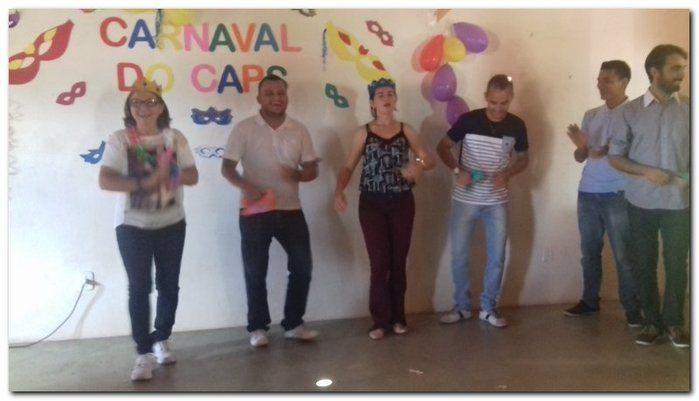 CAPS realiza carnaval para os usuários - Imagem 36
