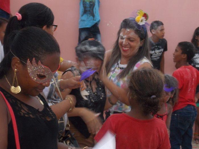 Jovens e crianças participam do tradicional carnaval do SCFV. - Imagem 53