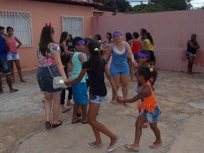 Jovens e crianças participam do tradicional carnaval do SCFV. - Imagem 18