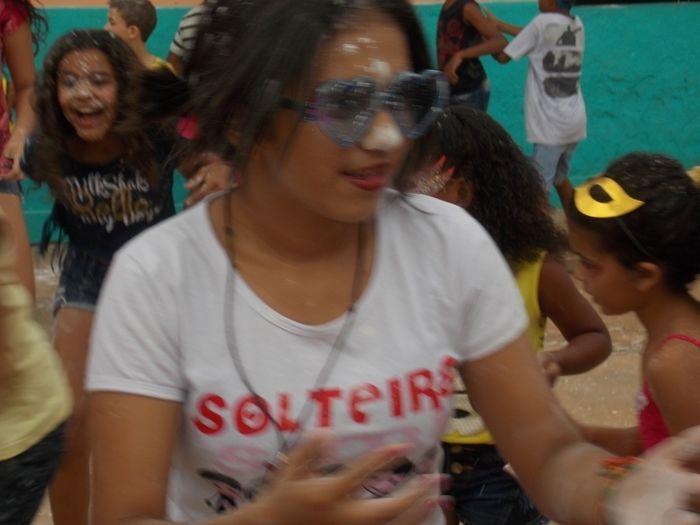 Jovens e crianças participam do tradicional carnaval do SCFV. - Imagem 28