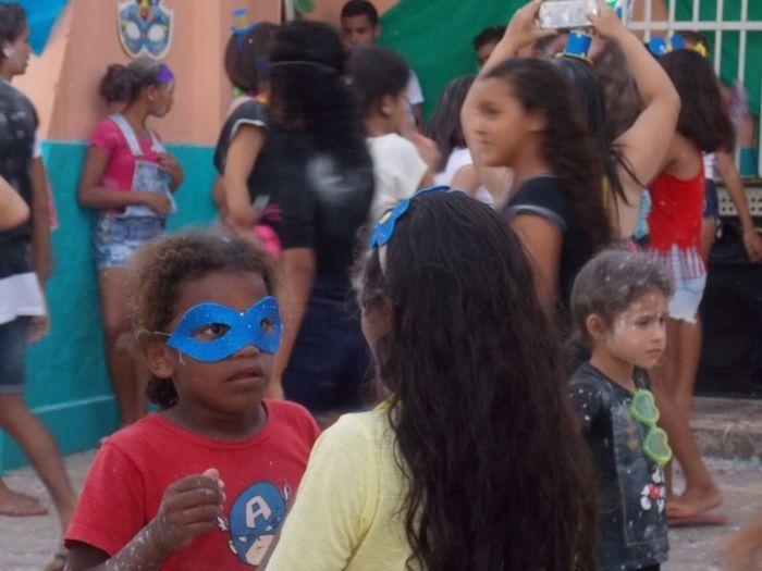Jovens e crianças participam do tradicional carnaval do SCFV. - Imagem 54