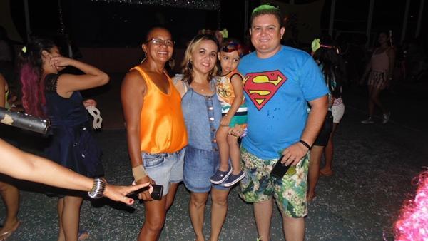 Crianças se divertem em matinê de Carnaval em Santo Inácio  - Imagem 4