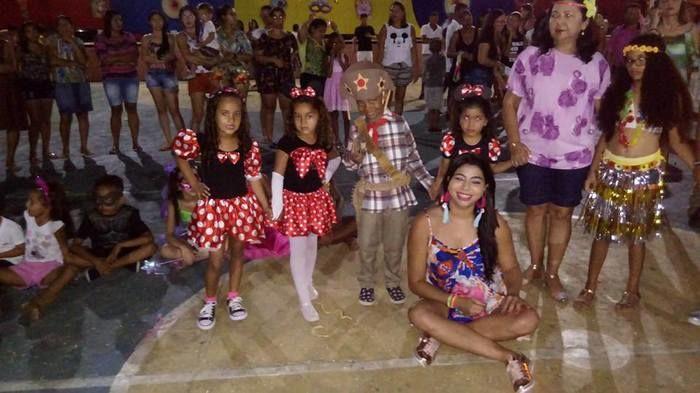 Crianças se divertem em matinê de Carnaval em Santo Inácio  - Imagem 1