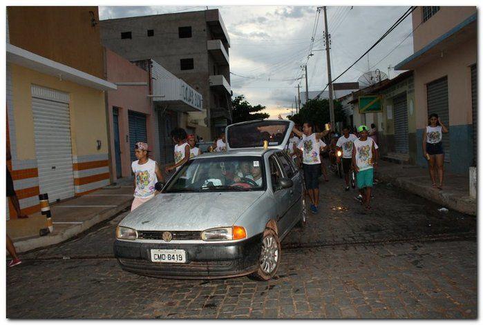 Desfile dos blocos em Inhuma fascinam por onde passam   - Imagem 74