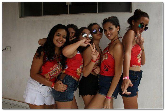 Desfile dos blocos em Inhuma fascinam por onde passam   - Imagem 17