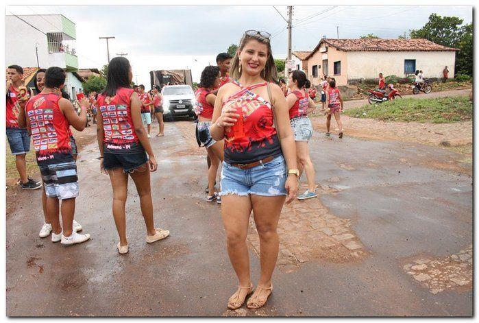 Desfile dos blocos em Inhuma fascinam por onde passam   - Imagem 30