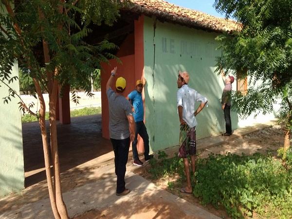 Prefeito de Tairo visita escola e posto de saúde de localidade - Imagem 7