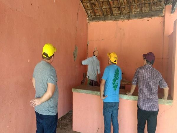 Prefeito de Tairo visita escola e posto de saúde de localidade - Imagem 9