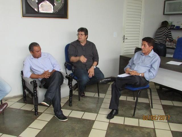 Municípios Planejam Parcerias para Construir Aterro Sanitário  - Imagem 20