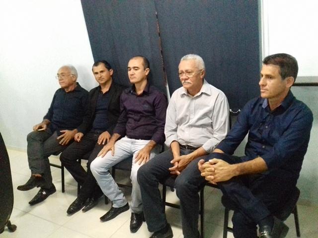 Segundo suplente Waguim toma posse como vereador em Dom Expedito - Imagem 10