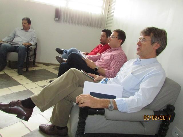 Prefeitos se reúnem para tratar sobre Aterros Sanitário. - Imagem 8