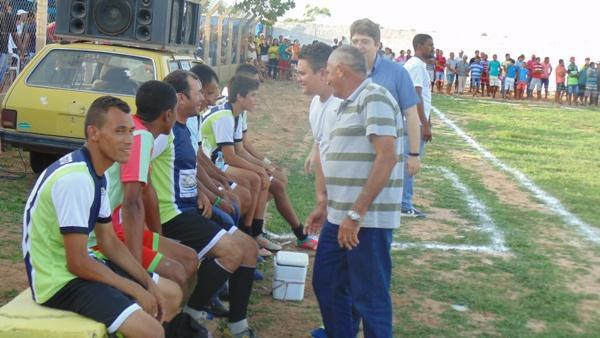 Deputados Rodrigo Martins e  Rubem Martins visitam Santo Inácio - Imagem 18