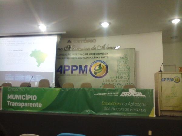 Prefeito e equipe participam de seminário sobre transparência  - Imagem 1