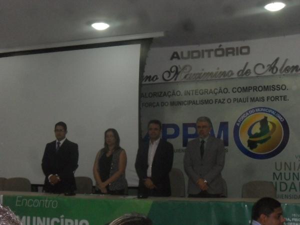 Prefeito e equipe participam de seminário sobre transparência  - Imagem 6