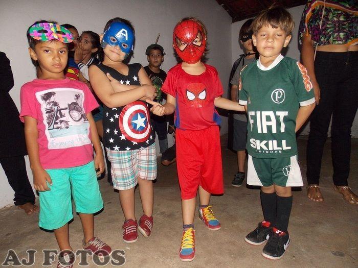 Prefeitura realiza carnaval para as crianças. - Imagem 60