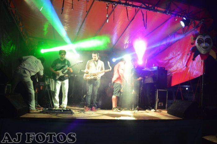 Carnaval contagia foliões. - Imagem 43