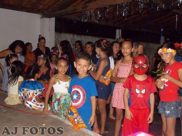 Prefeitura realiza carnaval para as crianças. - Imagem 3