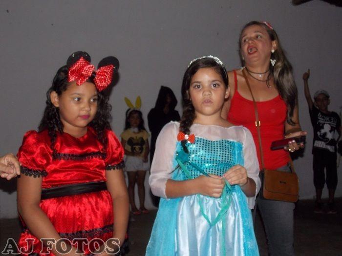 Prefeitura realiza carnaval para as crianças. - Imagem 68