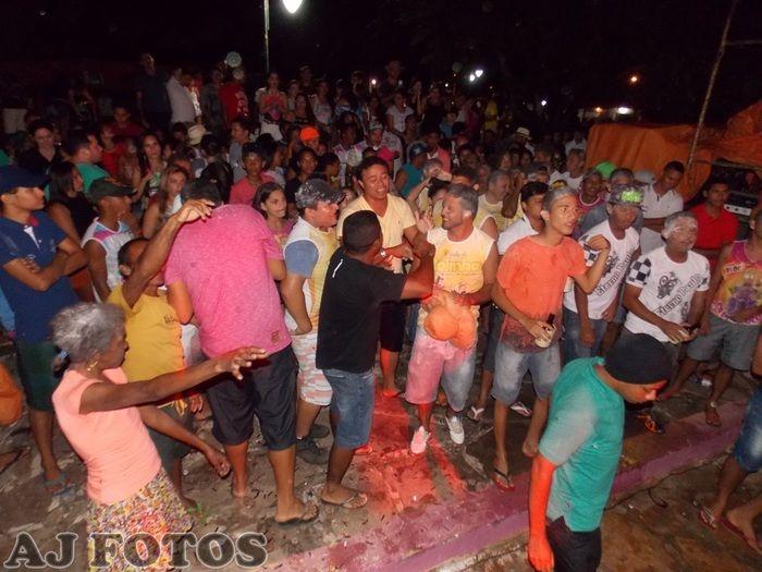 Carnaval contagia foliões. - Imagem 87