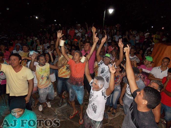 Carnaval contagia foliões. - Imagem 85