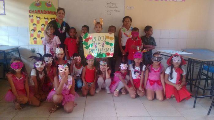 Escolas municipais comemoram o carnaval - Imagem 8