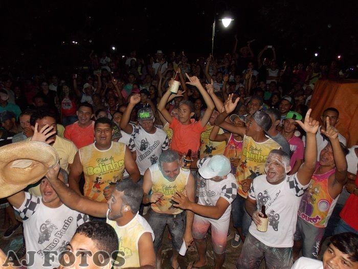 Carnaval contagia foliões. - Imagem 76