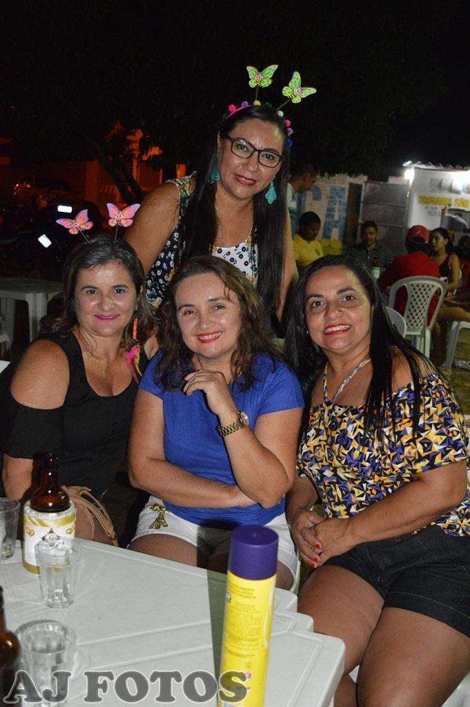 Carnaval contagia foliões. - Imagem 10